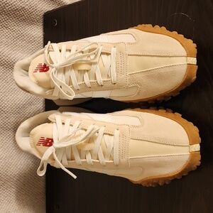 New Balance "MOONBEAM" XC-72